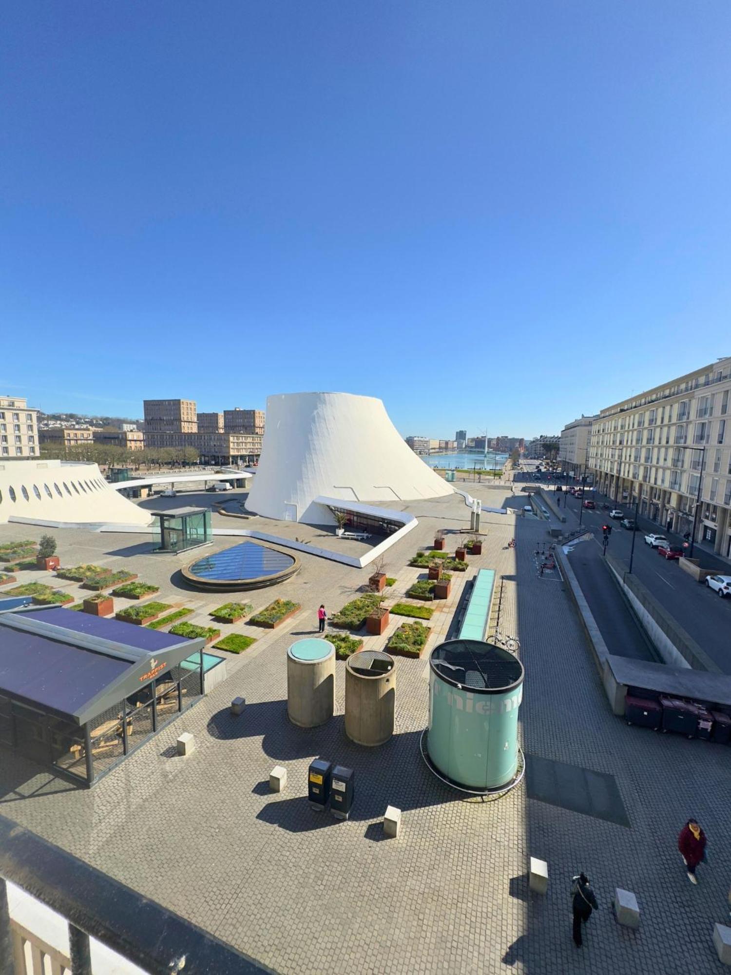L'Escale Appartements Et Suites En Bord De Mer เลออาฟร์ ภายนอก รูปภาพ